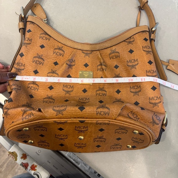 Preloved MCM Cognac hobo bag - Picture 15 of 17